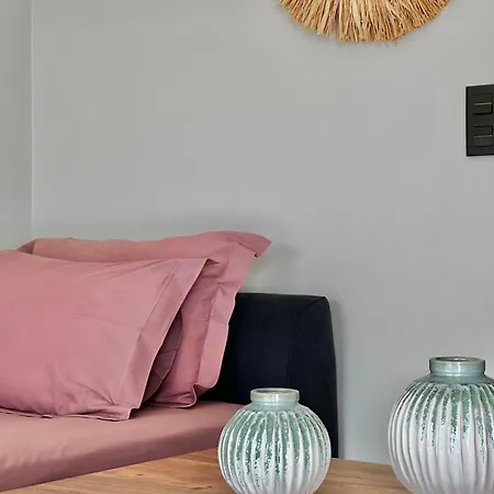 V Apartamento Kamária